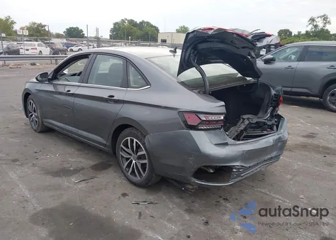 2025 Volkswagen Jetta 1.5T Se from USA, damaged, VIN 3VW7X7BU2SM092857